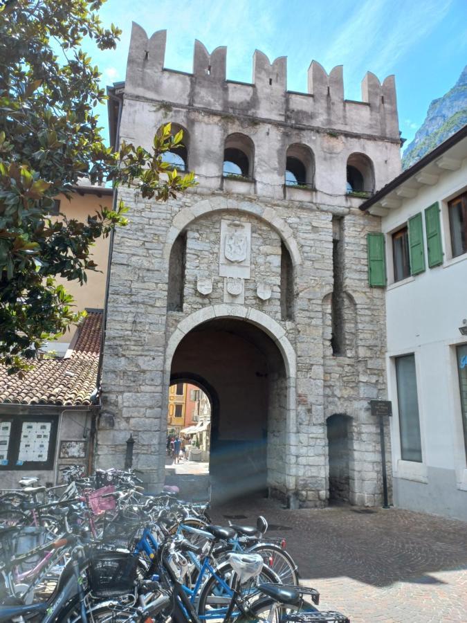 North Lake Riva Apartment, Steps From The Garda Lake Eksteriør bilde