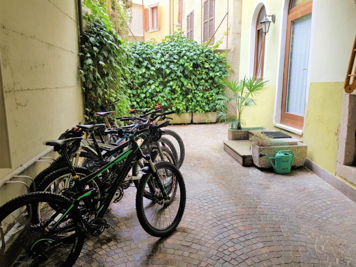 North Lake Riva Apartment, Steps From The Garda Lake Eksteriør bilde