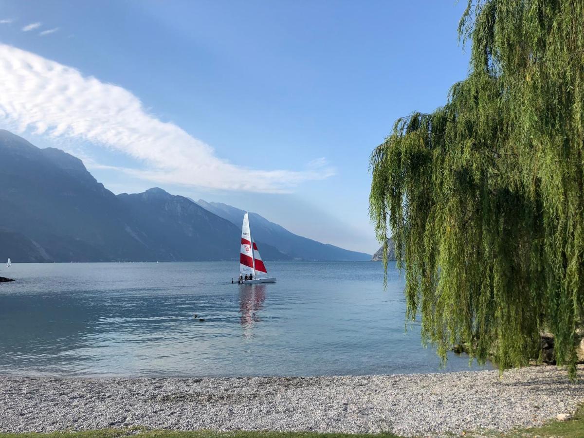 North Lake Riva Apartment, Steps From The Garda Lake Eksteriør bilde