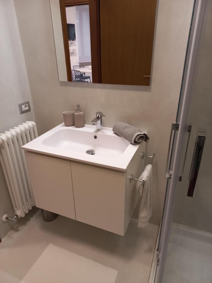 North Lake Riva Apartment, Steps From The Garda Lake Eksteriør bilde